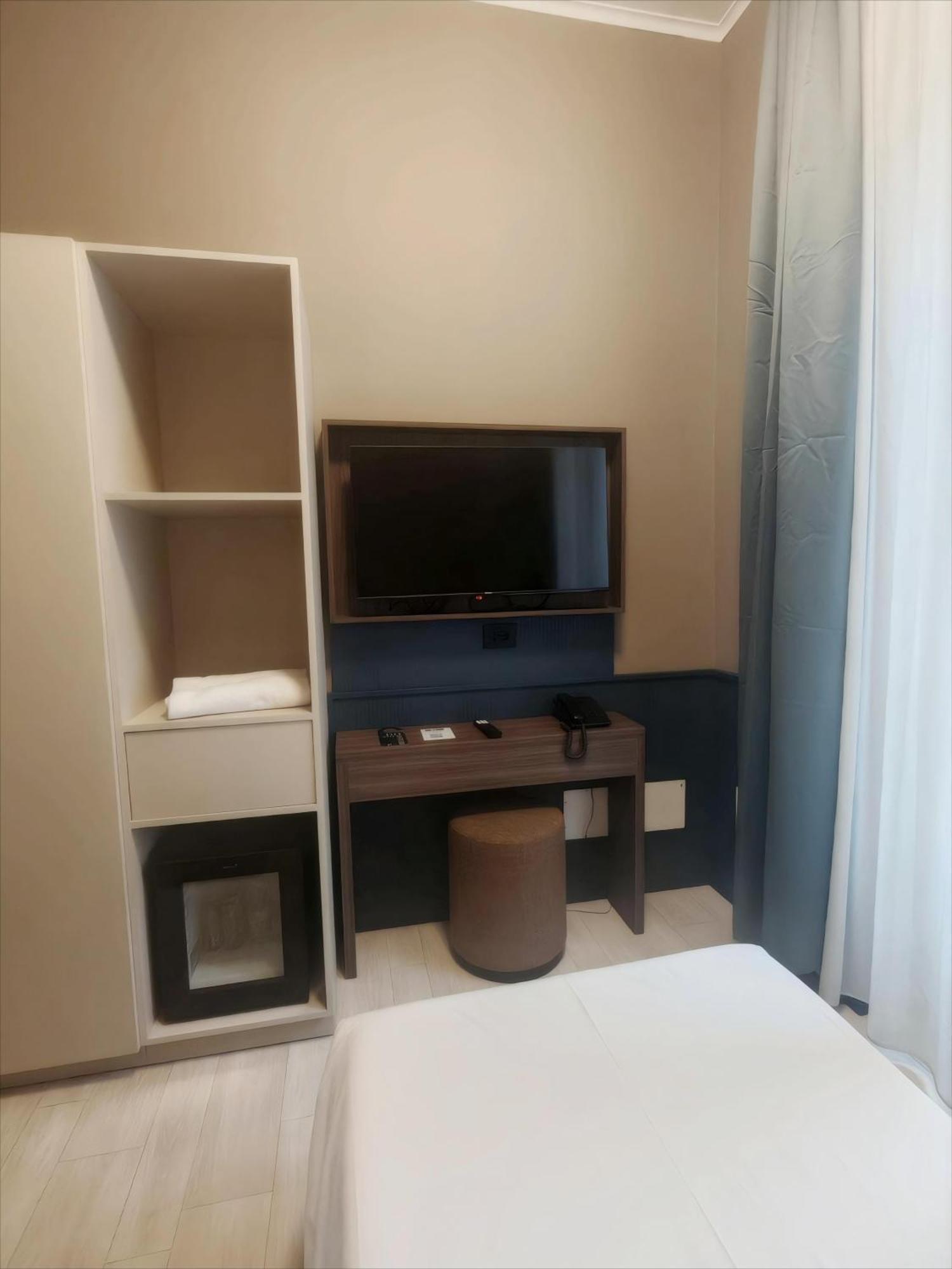 The B Place Roma Ngoại thất bức ảnh